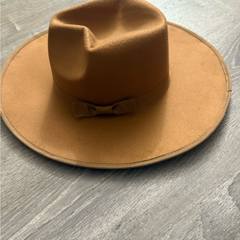 Stylish Tan Wide-Brim Hat
